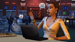 Sima z The Sims 4 zaskoczona patrzy w komputer.